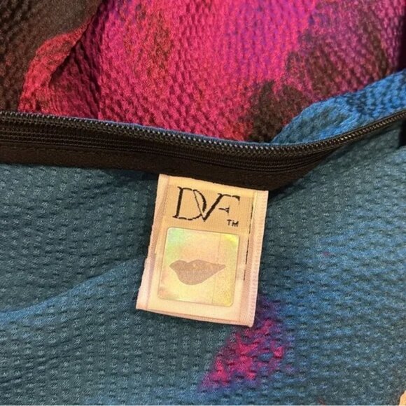 DVF Rylen Stretch Silk Print Sleeveless Spaghetti Strap Jumpsuit - Size 4 - Picture 6 of 7